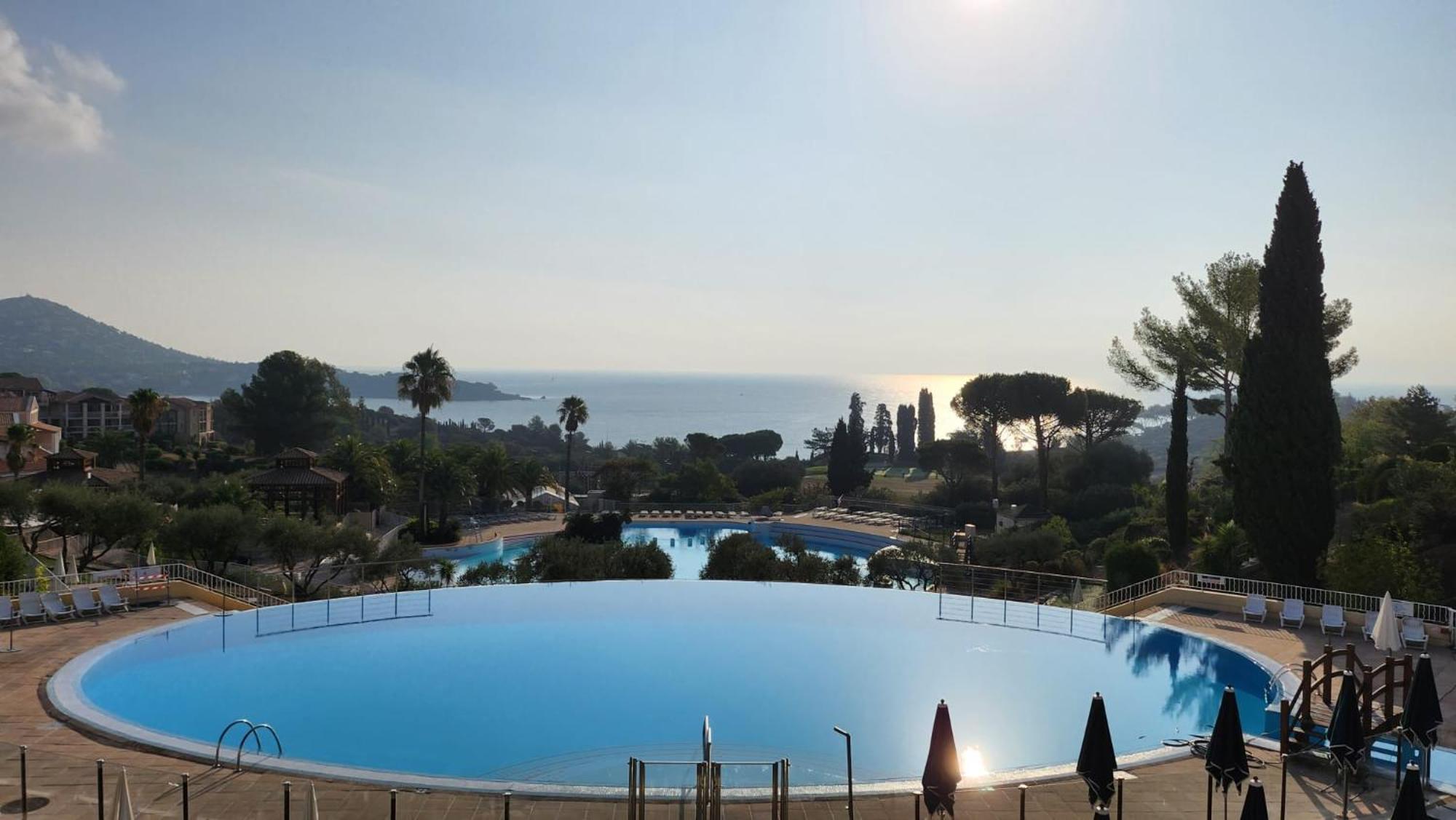 Saint-Raphael- Vue Mer Et Massif De L'Esterel Dış mekan fotoğraf
